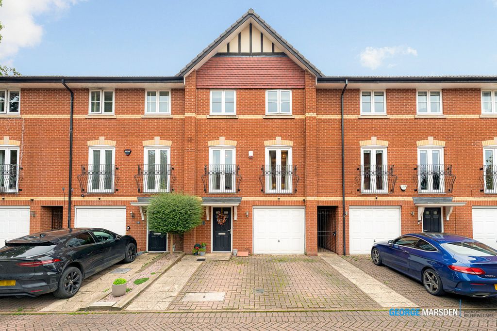 Property photo 1 of 35