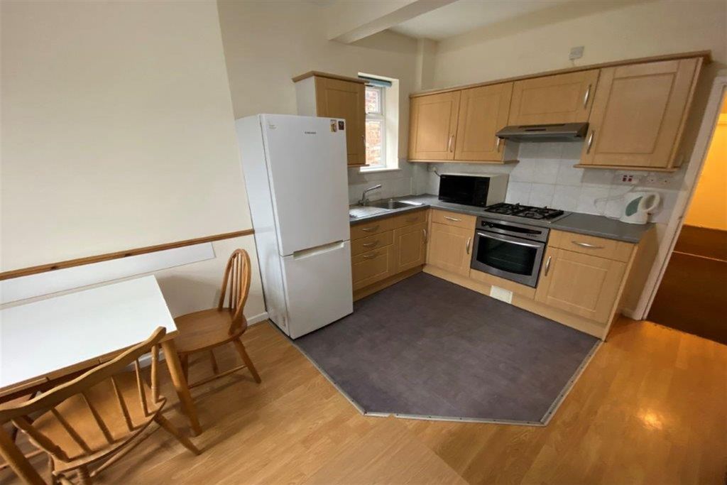 Property photo 3 of 15 d