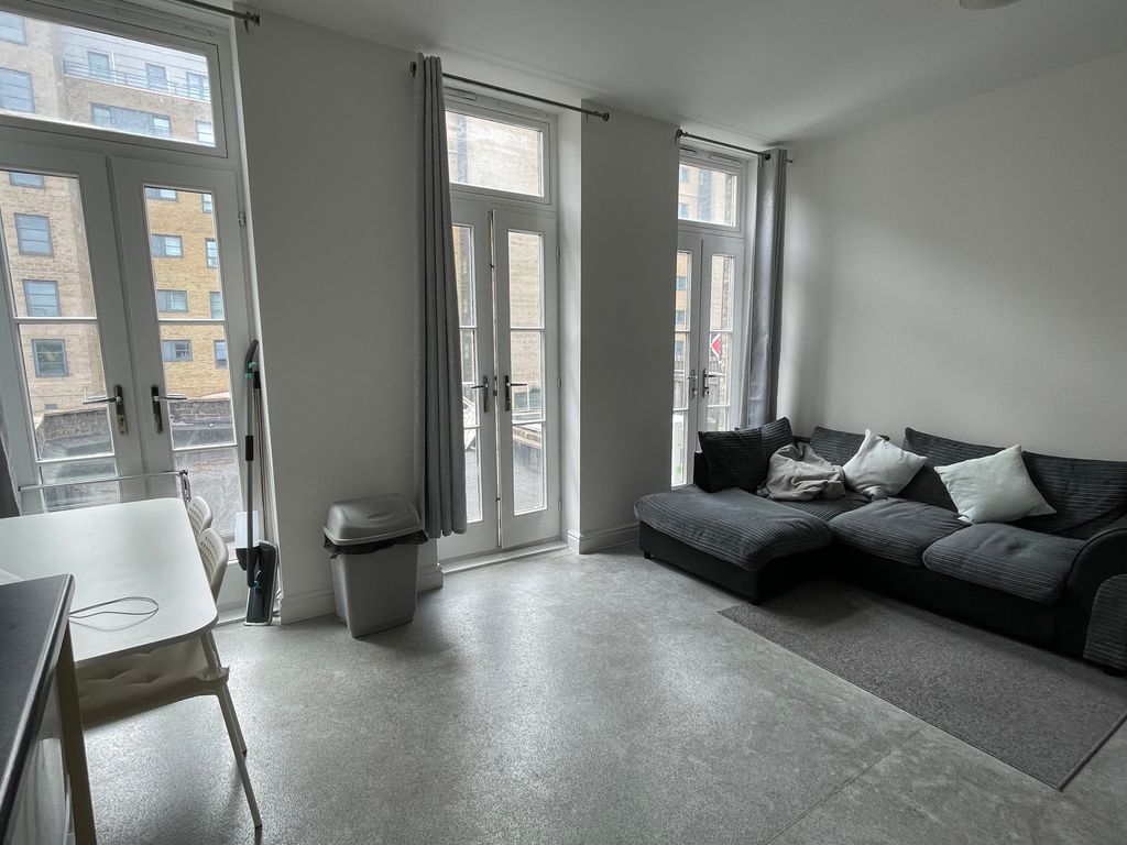 Property photo 1 of 12 Reception Area 