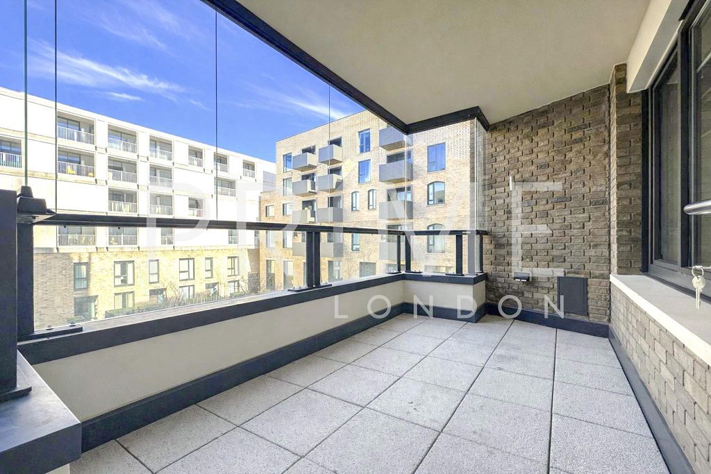Property photo 2 of 12 Balcony.Jpg