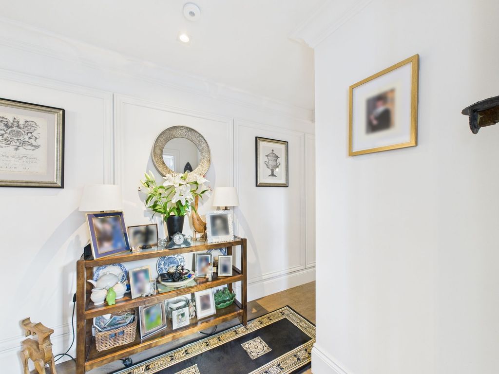 Property photo 3 of 26