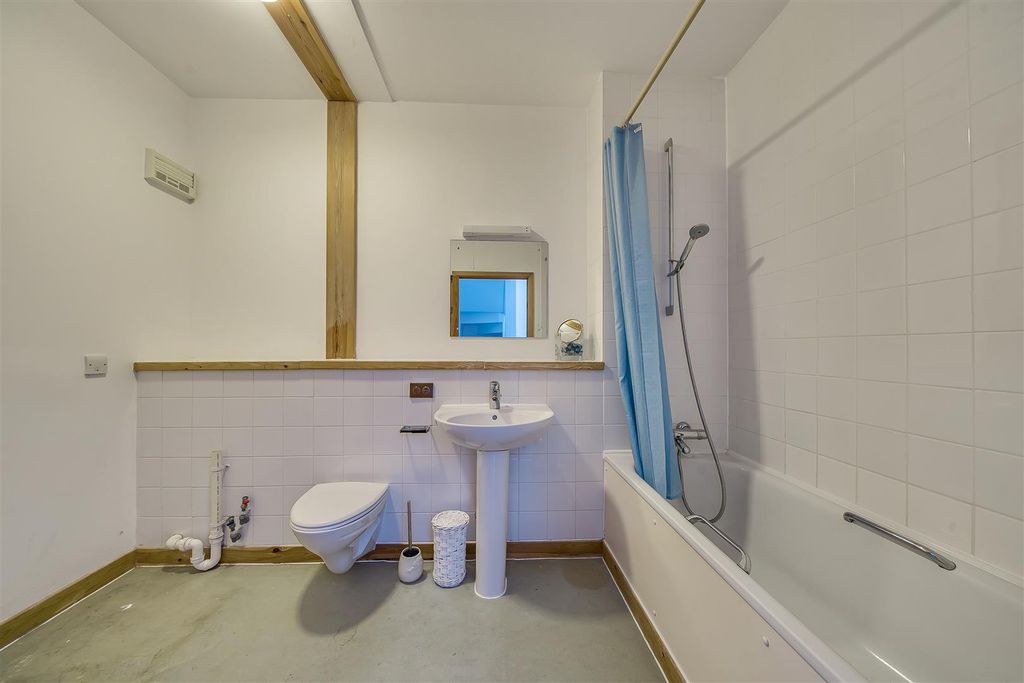 Property photo 3 of 22 1357722-10-68d18Fac0Bd44.Jpg