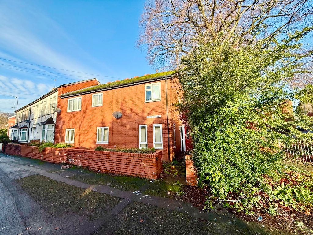 Property photo 1 of 6