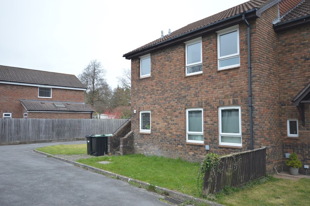 Property photo 1 of 6 Dsc_0028