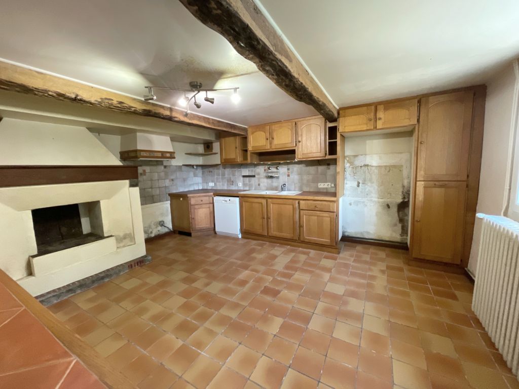 Property photo 2 of 20