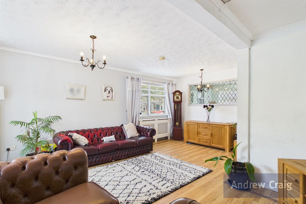 Property photo 1 of 13 (Main)