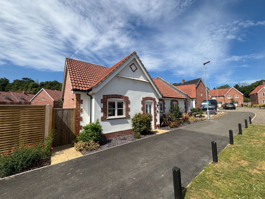 Property photo 1 of 14 4636750