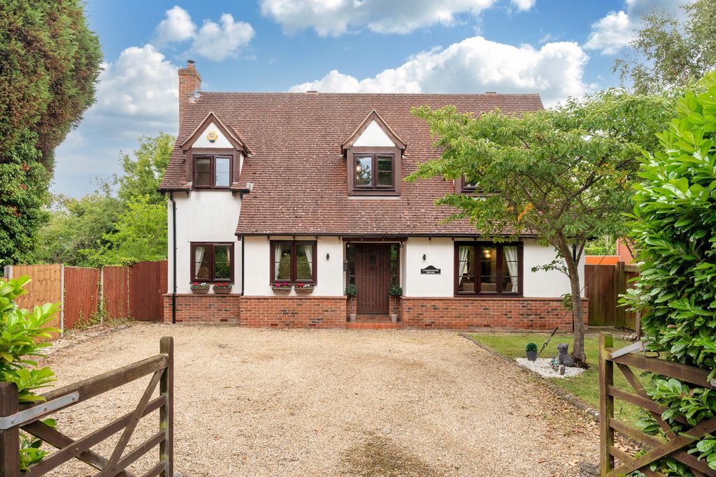 Property photo 1 of 12