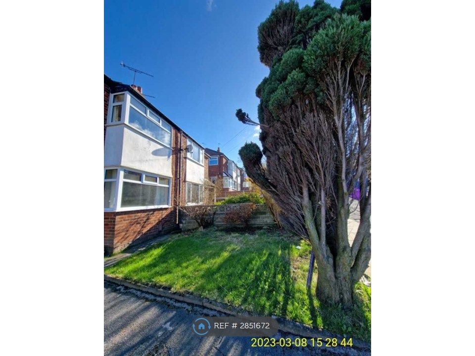 Property photo 2 of 35