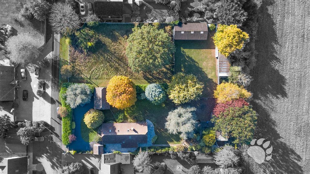 Property photo 2 of 59 Drone
