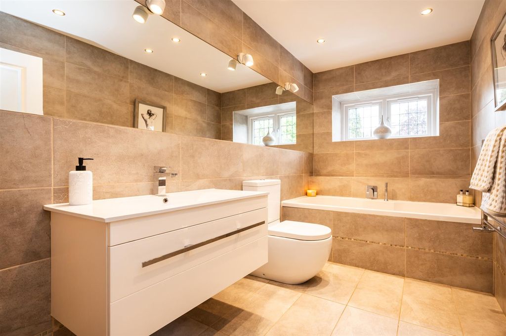 Additional image 53 of 5 bed detached house for saleDore Road, Sheffield S17