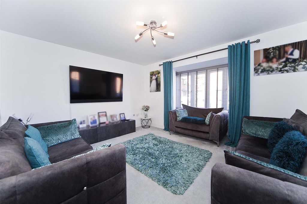 Property photo 2 of 30 Img_8472.Jpg