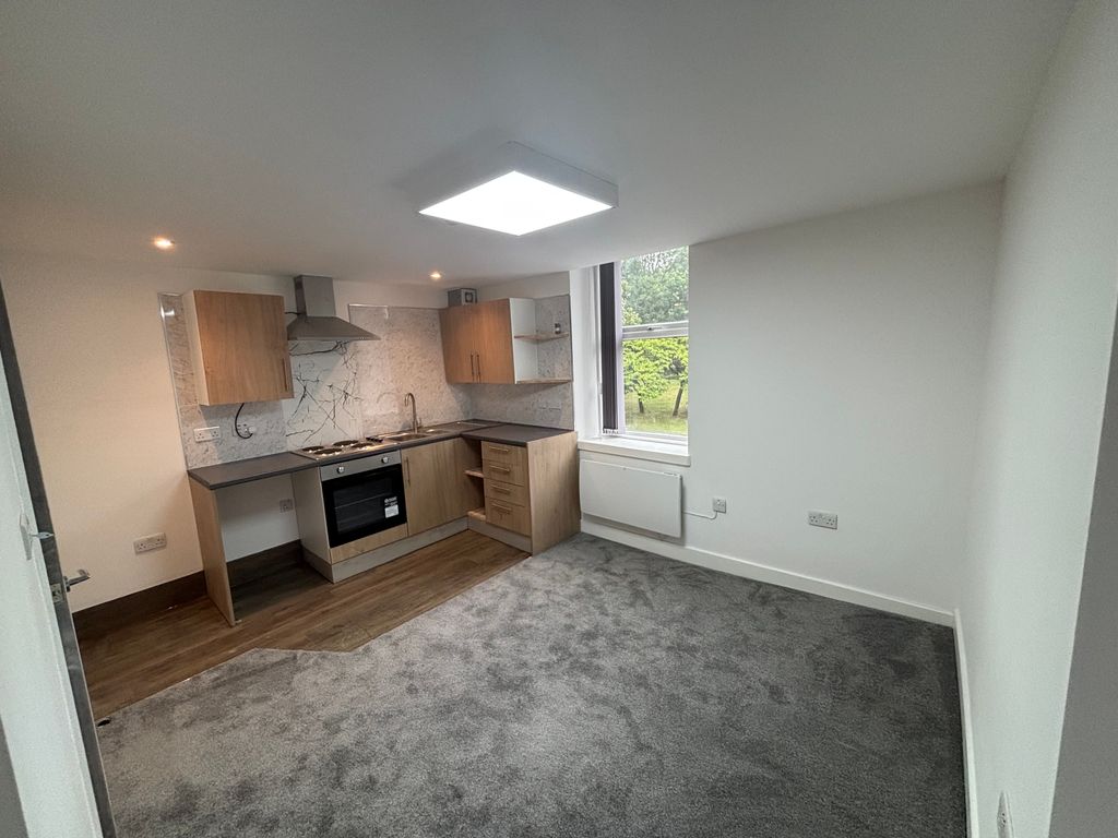 Property photo 1 of 3
