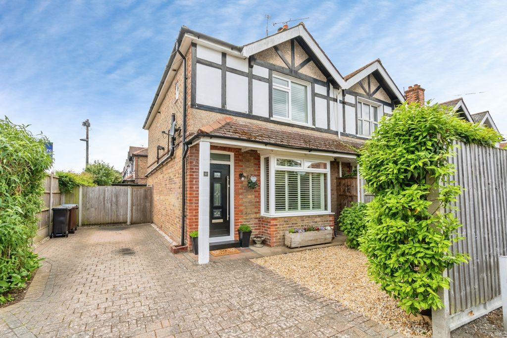Property photo 1 of 16 Pbox-Img.Jpg