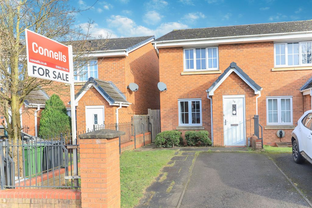 Property photo 1 of 14