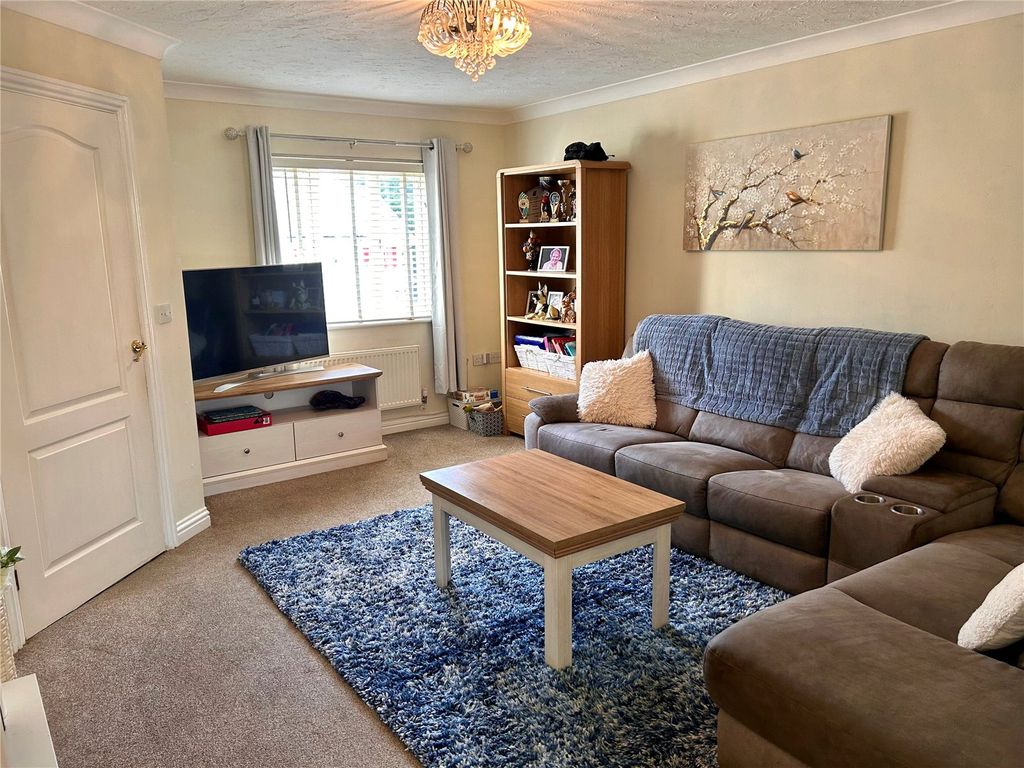 Property photo 2 of 16 Picture No. 37