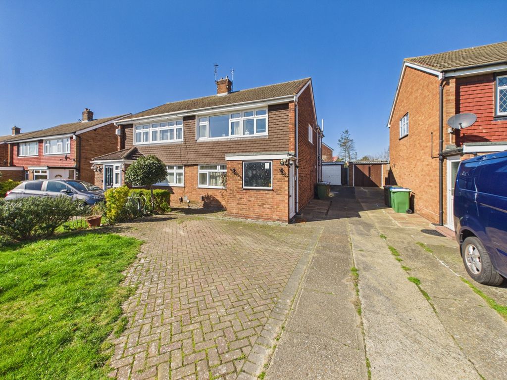 Property photo 2 of 29 4952132