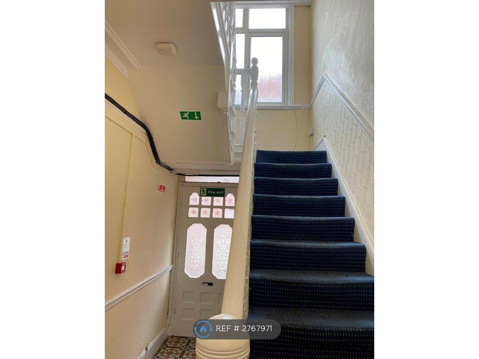 Property photo 3 of 13 Staircase