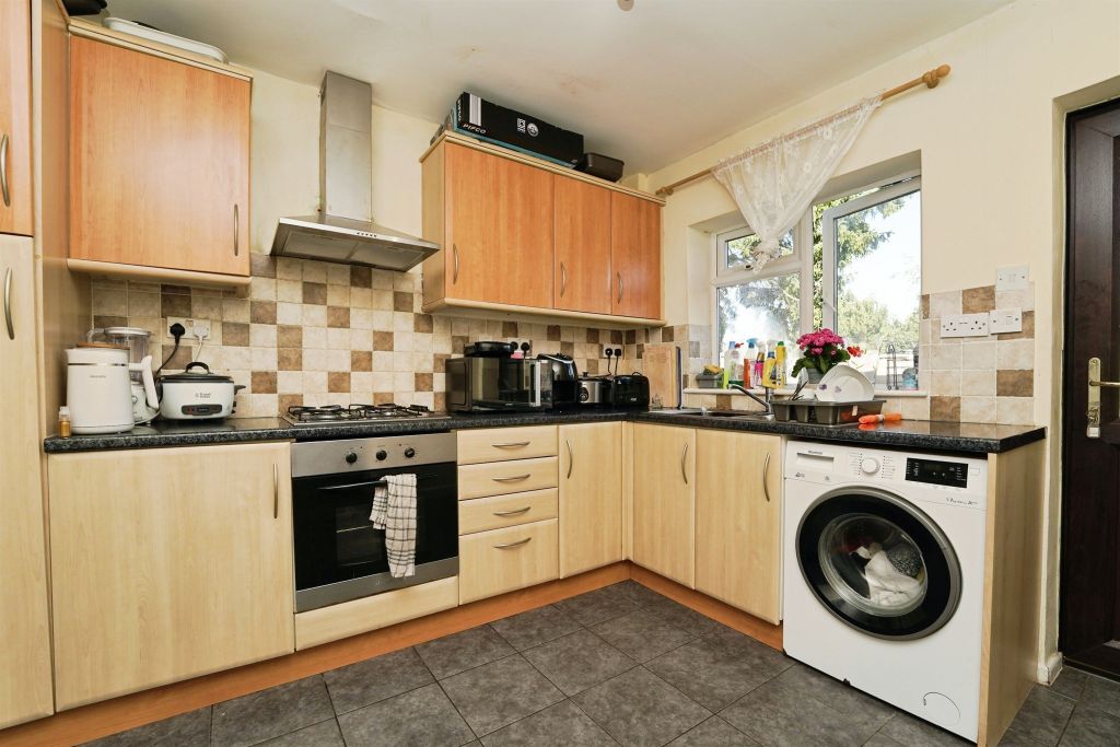 Property photo 2 of 13