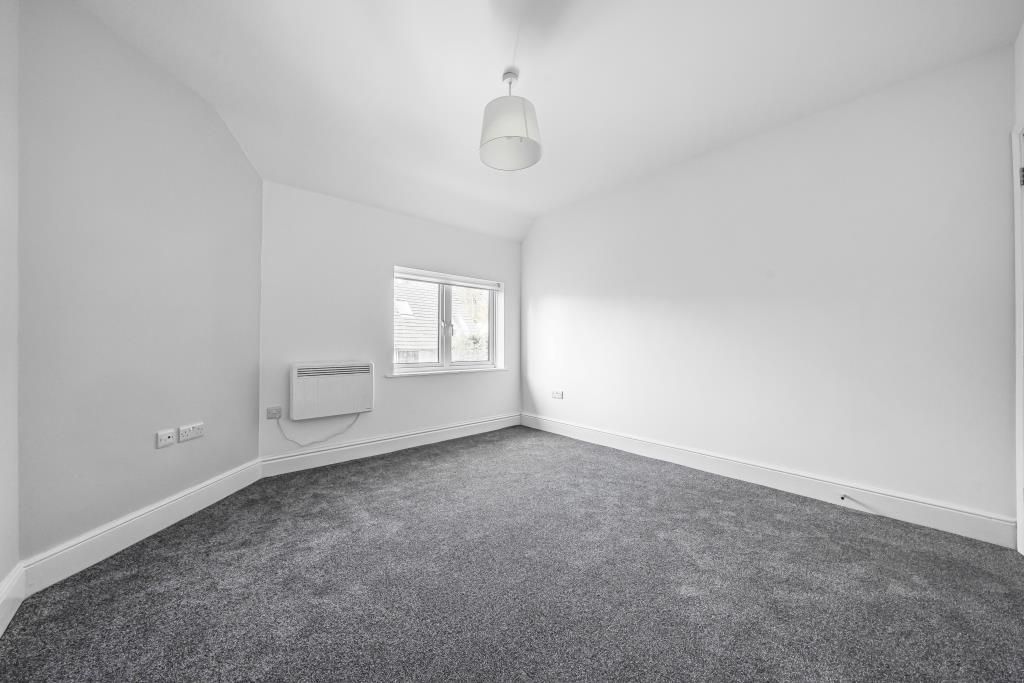 Property photo 2 of 12 Bedroom