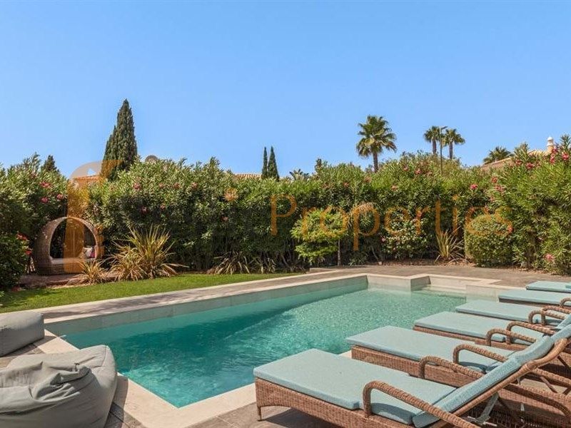 Property photo 2 of 27