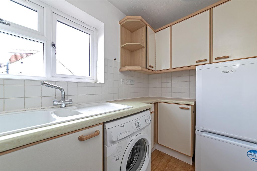 Property photo 3 of 15 15Acampfieldroad-9.Jpg