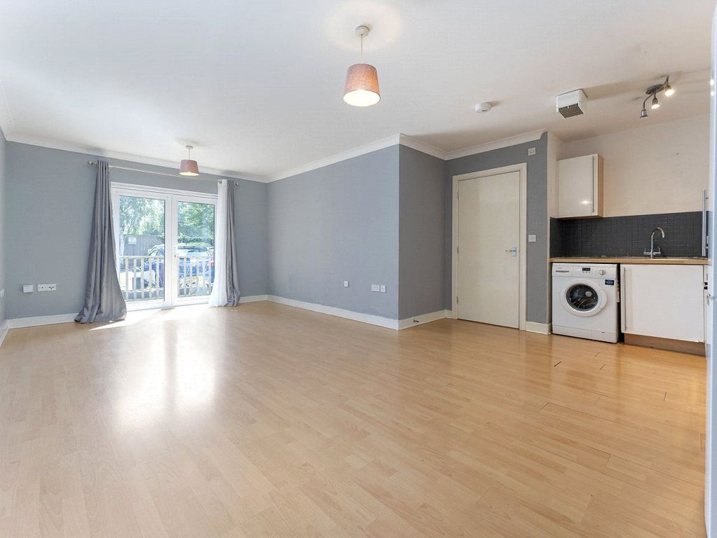 Property photo 3 of 20 Picture No. 02