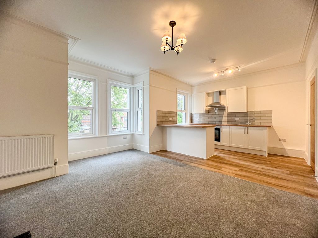 Property photo 3 of 10 Living Room