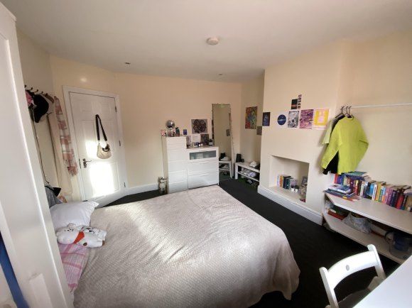 Property photo 2 of 19 Room 1 (2).Jpg