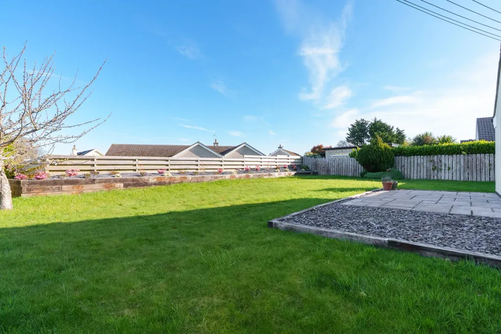 Property photo 3 of 24