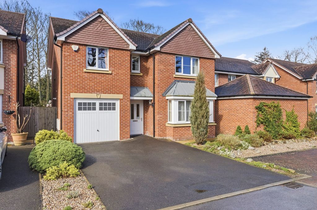 Property photo 2 of 43