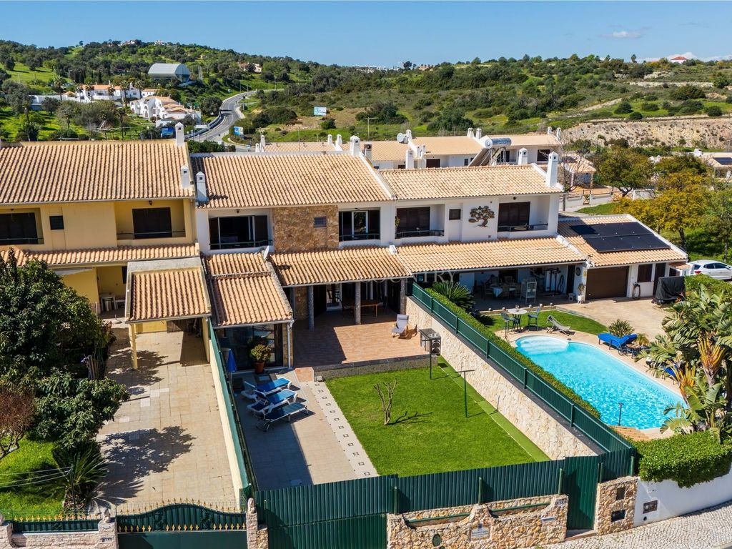 Property photo 3 of 29