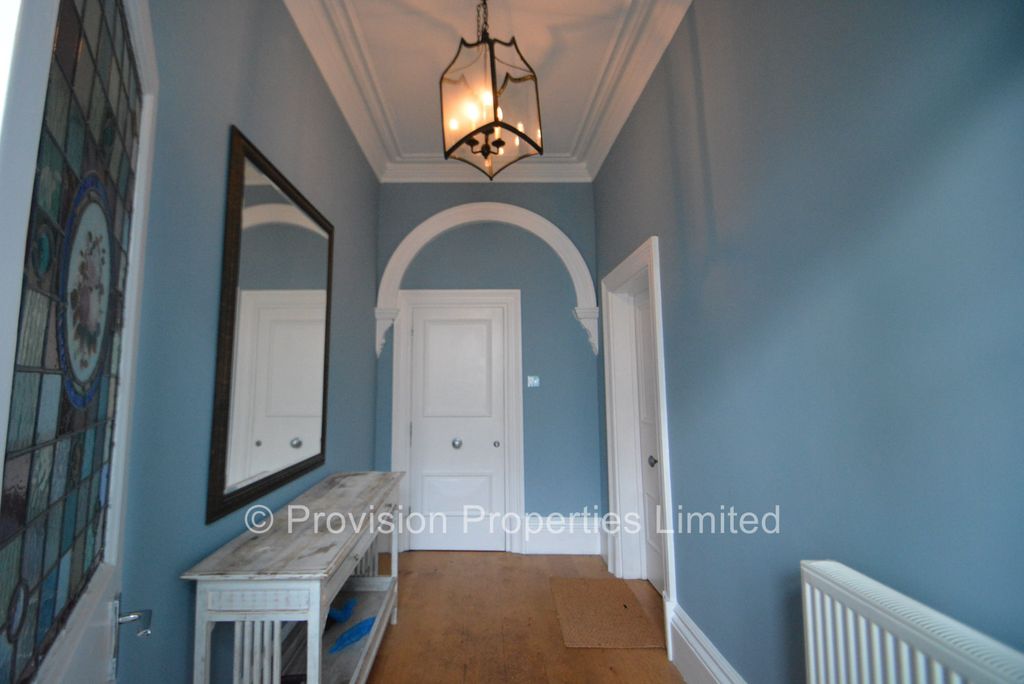 Property photo 3 of 14 Photo