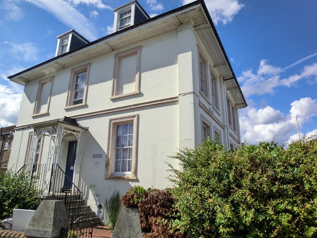 Property photo 1 of 9 3103970
