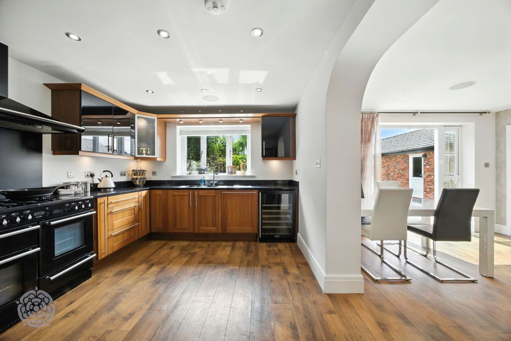Additional image 10 of 4 bed detached house for saleTwiss Green Lane, Culcheth WA3