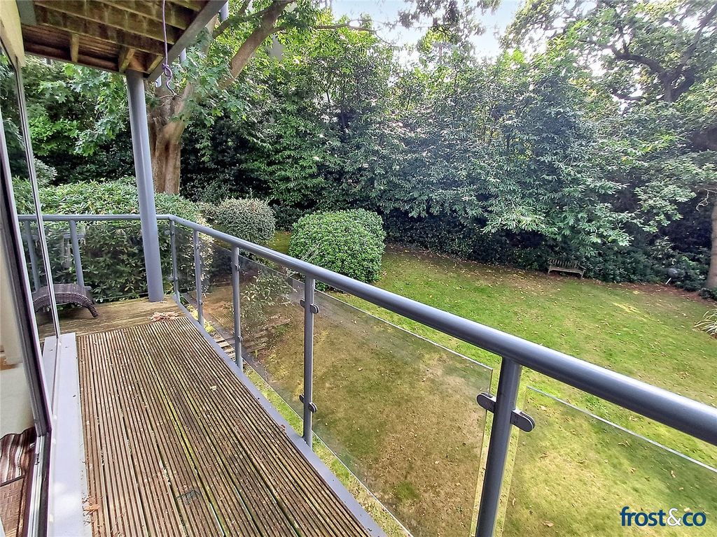 Property photo 3 of 16 Balcony