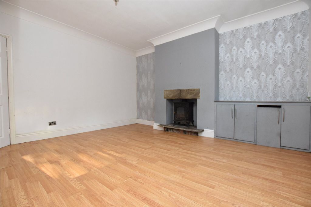 Property photo 2 of 20 Picture No. 40