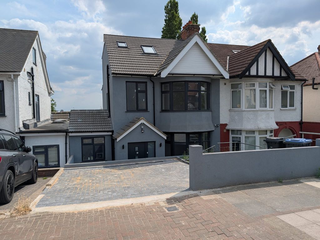 Property photo 1 of 46