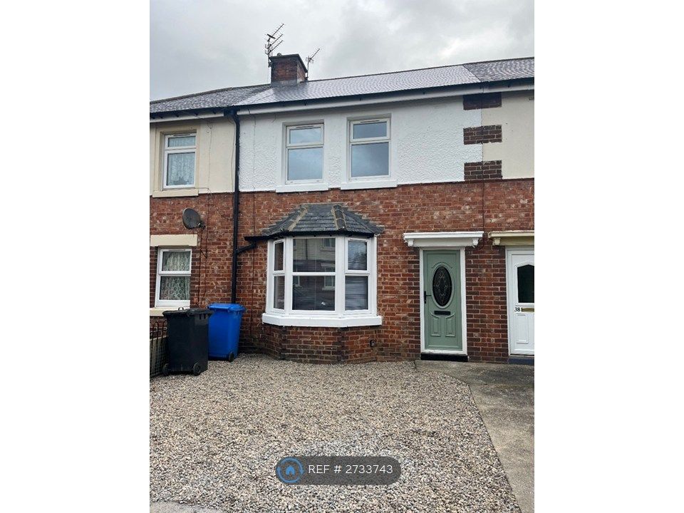 Property photo 2 of 12