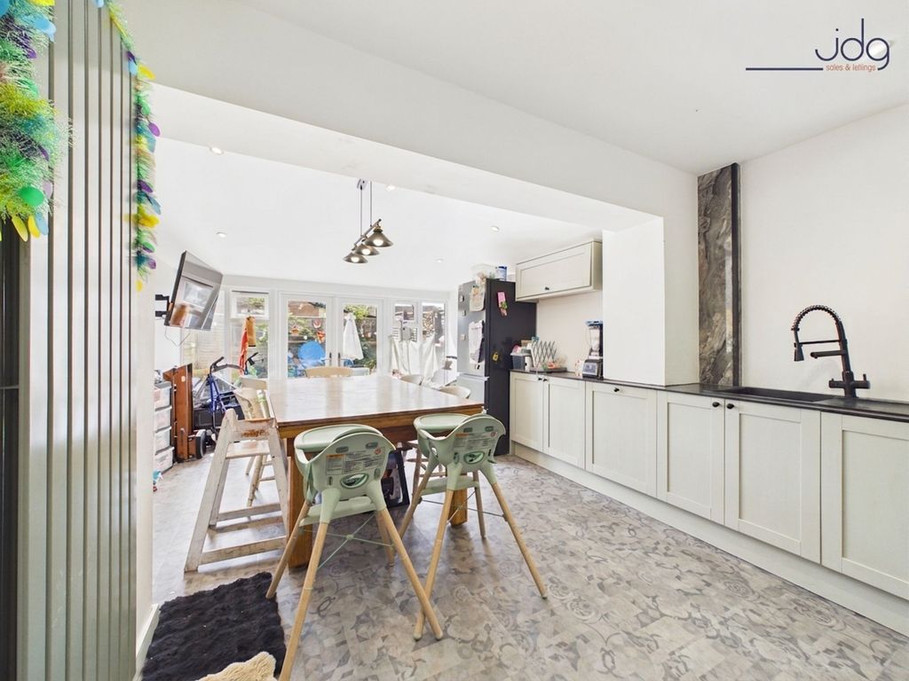 Property photo 2 of 19 Open Plan Kitchen Diner