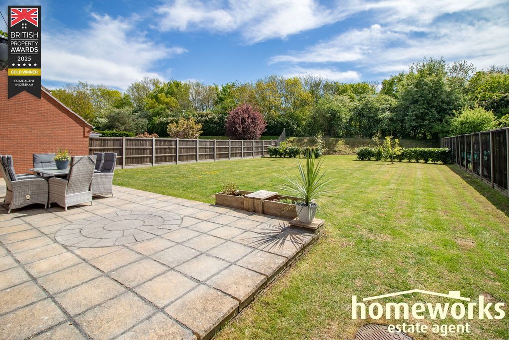 Property photo 3 of 22