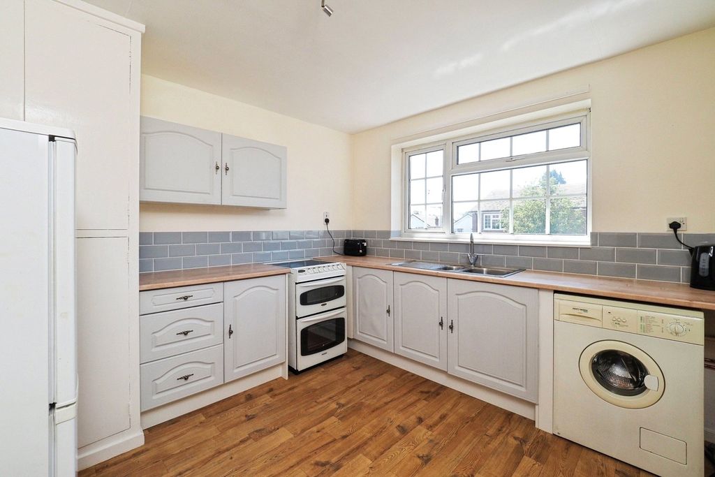 Property photo 3 of 16 Pbox-Img.Jpg