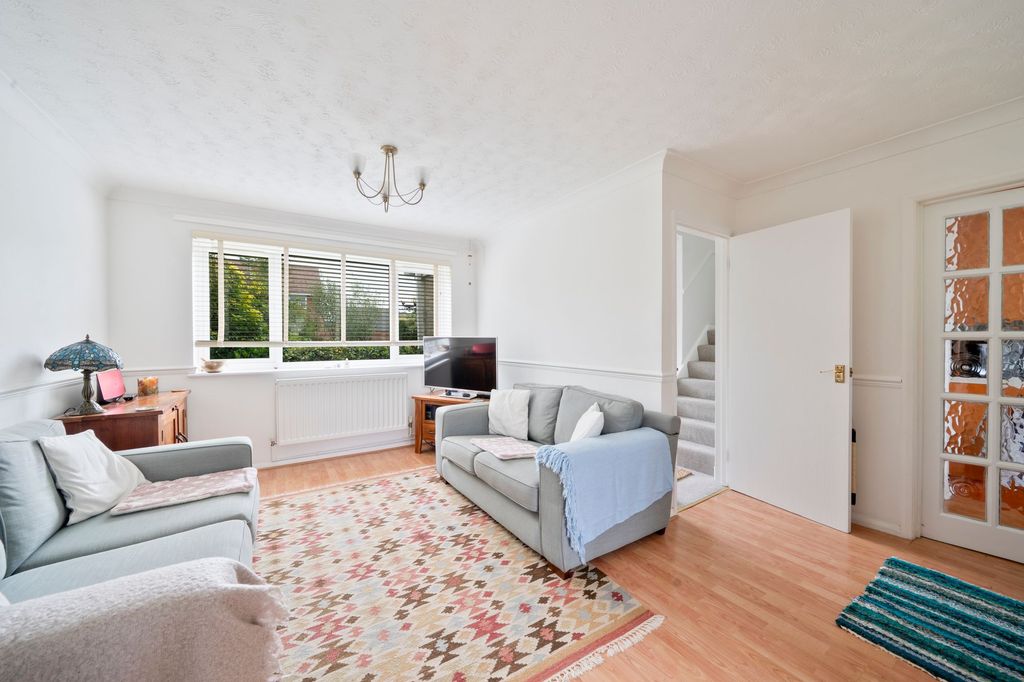 Property photo 3 of 16