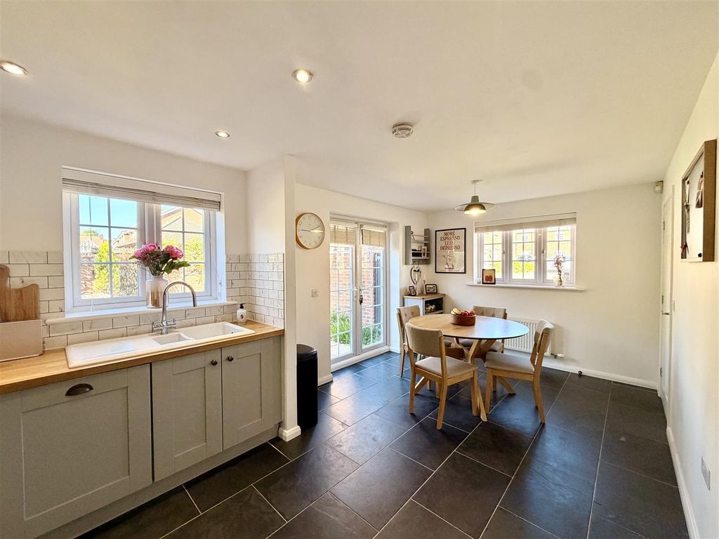 Property photo 3 of 35 3