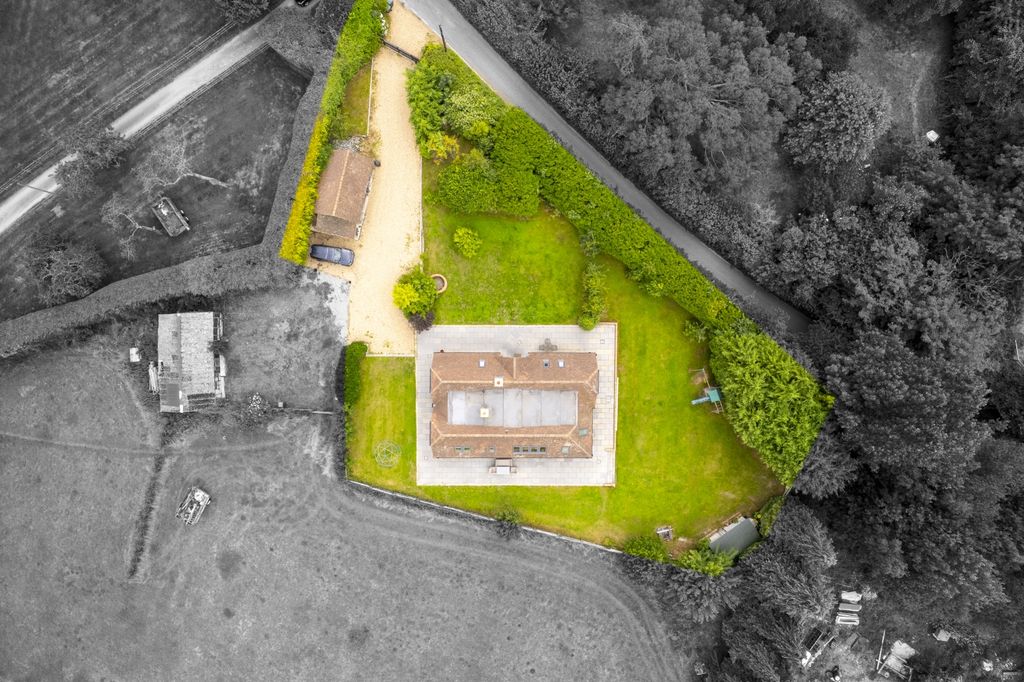 Property photo 2 of 17 CC_Media-6