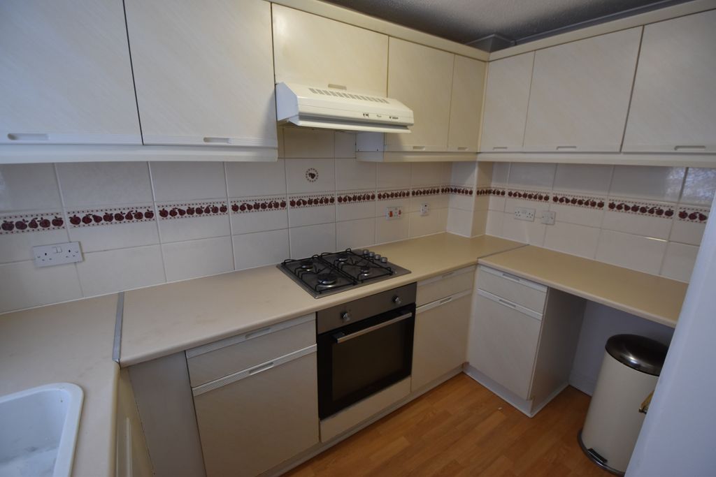 Property photo 2 of 6