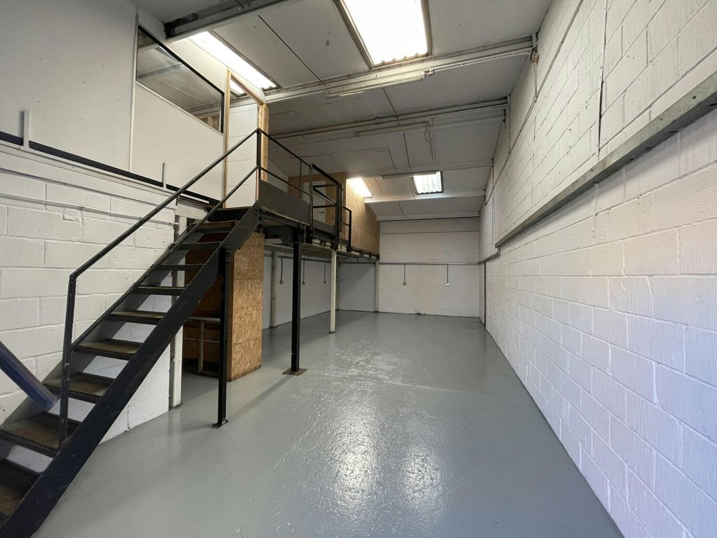 Property photo 3 of 4 Img_2210.Jpg