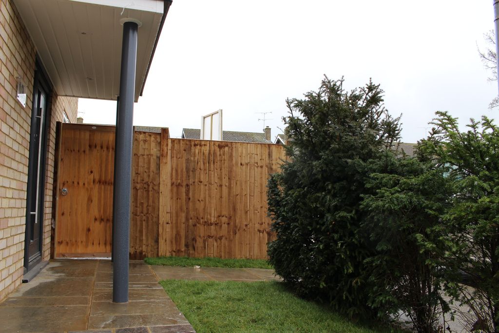 Property photo 2 of 3