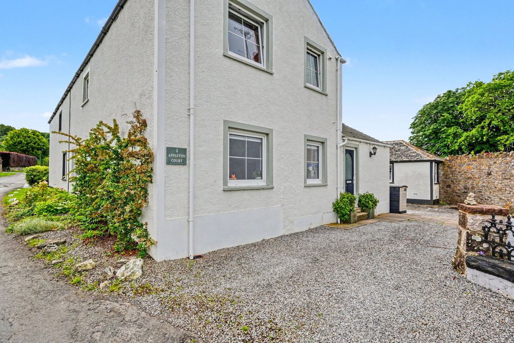 Property photo 1 of 23