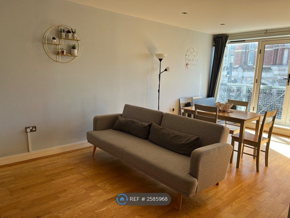Property photo 2 of 13